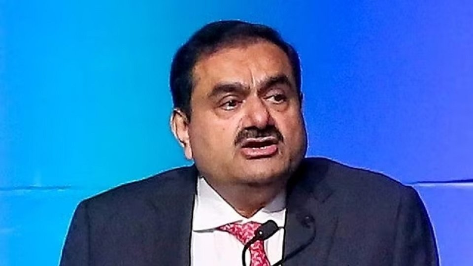 Adani Group scraps $600 million bond iss...
